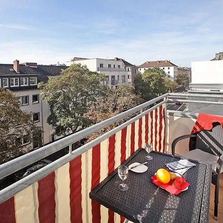 布瑞纳酒店 酒店