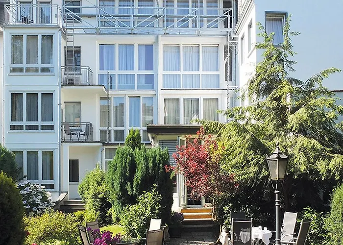 布瑞纳酒店 3* 科布倫茨